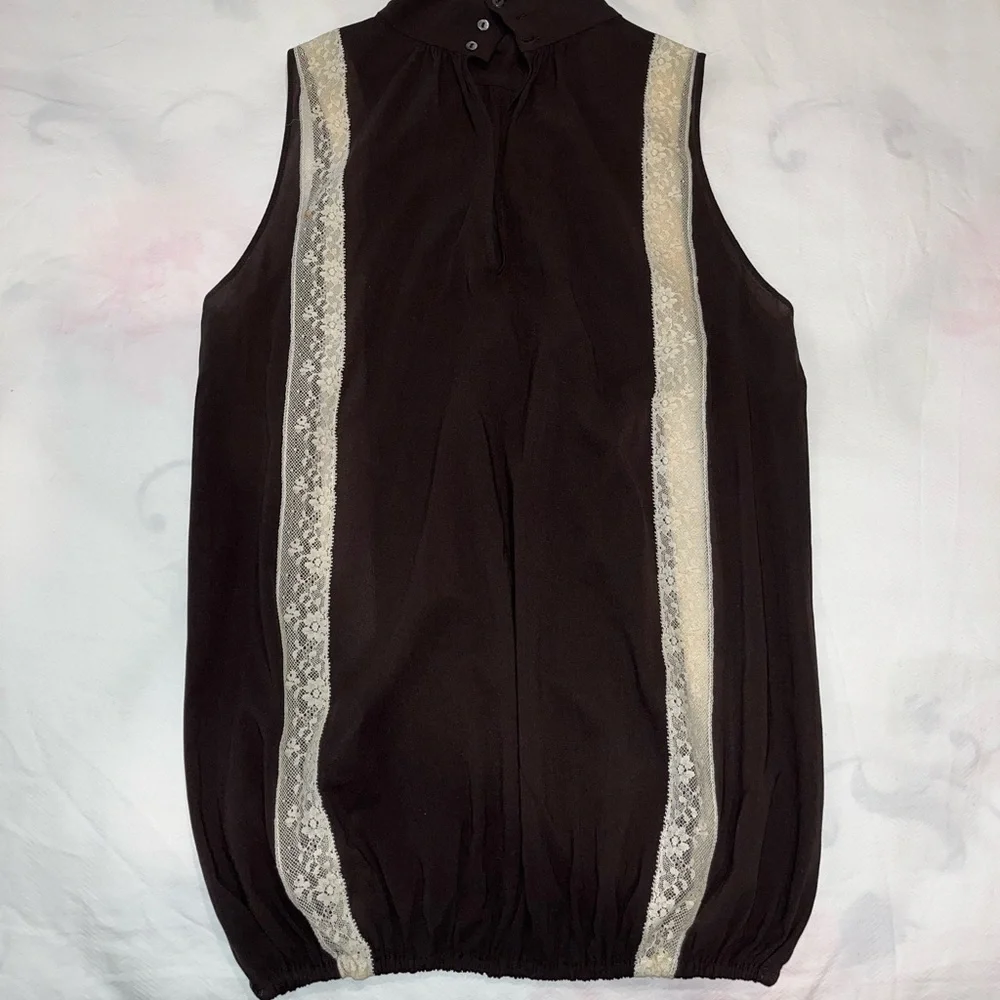 Dolce & Gabbana silk brown blouse vintage with cream lace detail. Size 42/M - Picture 6 of 14
